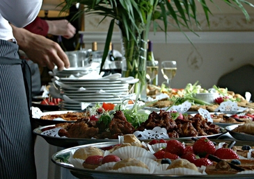 20251023-buffetold.jpg 20251023-buffetold.jpg