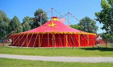 20251030-fairtent.jpg 20251030-fairtent.jpg
