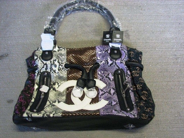 20251114-handbag.jpg