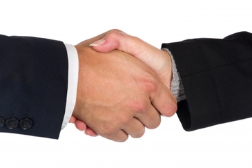 20251114-handshakecc0.jpg 20251114-handshakecc0.jpg