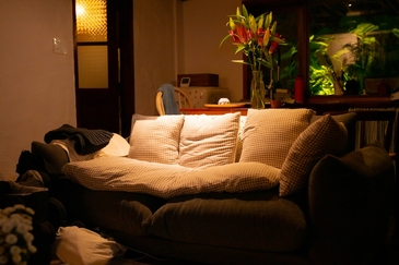 20251205-grouchcouchcc4.jpg
