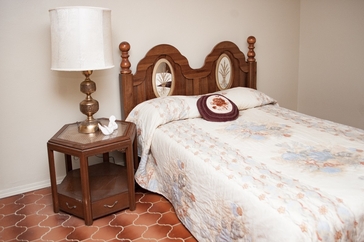 20251205-mombedroomcc0.jpg 20251205-mombedroomcc0.jpg