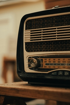 20260109-oldradiocc0.jpg 20260109-oldradiocc0.jpg