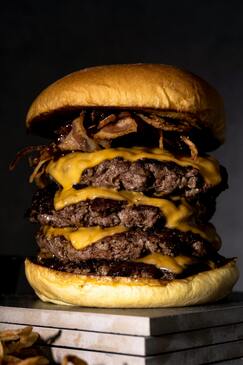 tripleburgercc0.x.jpg tripleburgercc0.x.jpg